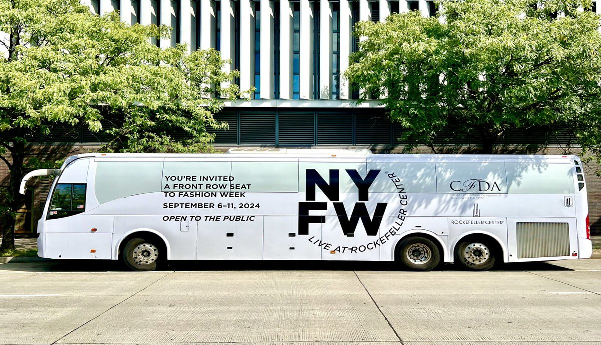 Bus Wrap Inc was thrilled to have supplied this sleek bus and custom wrap in collaboration with the Council of Fashion Designers of America (CFDA) in support of New York Fashion Week!