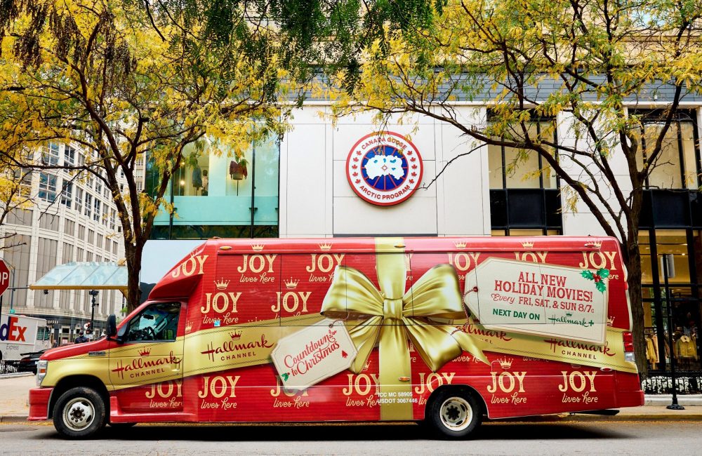 Bus Wrap Inc. Partners with Hallmark Channel for 2026 Countdown to Christmas Chicago Tour