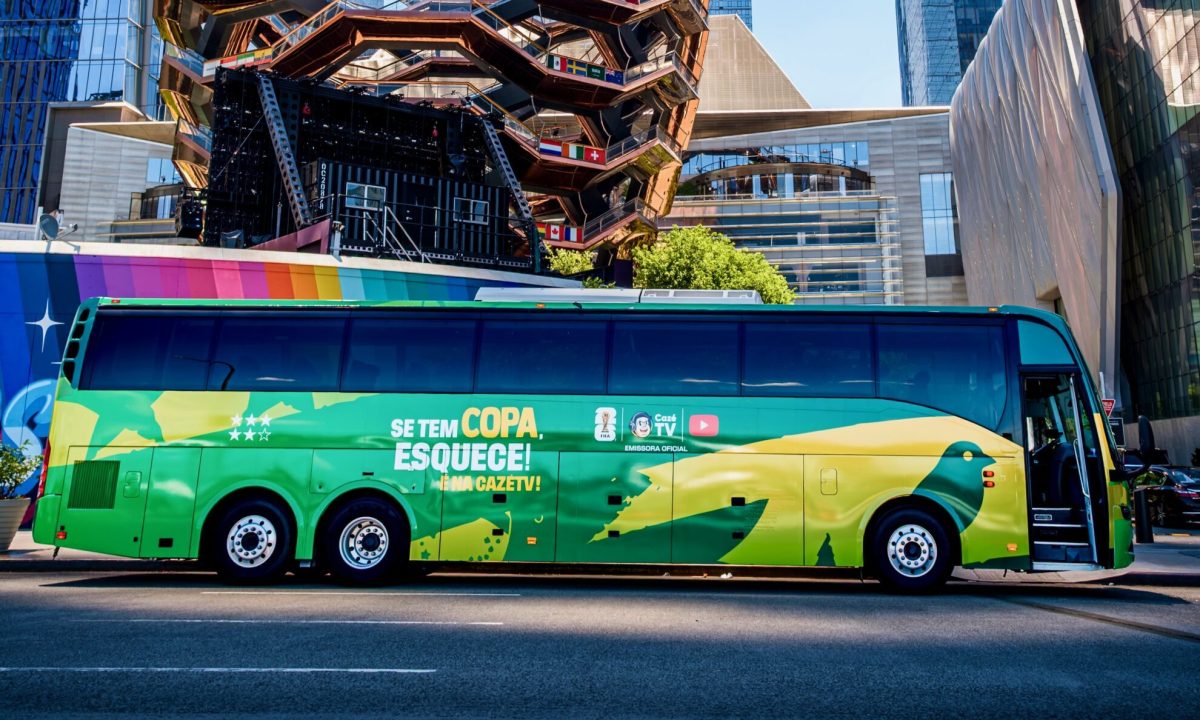 Bus Wrap Inc. team fully wrapped this coach for CazéTV, one of Brazil’s largest sports media platforms
