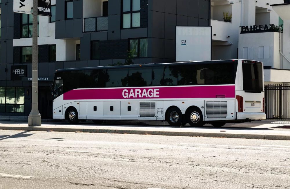 Bus Wrap Inc. was proud to help bring Garage’s LA influencer event to life with this custom-branded motorcoach 1