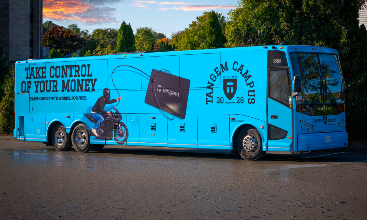Tangem Cryptocurrency Wallet - Nationwide Coach Bus Wrap Tour