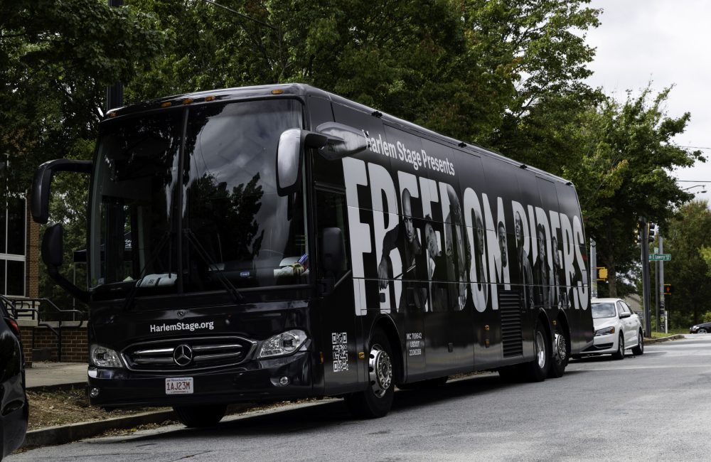 harleem stage bus wrap